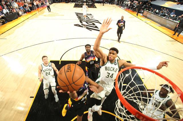 火线归来送惊天大帽 雄鹿还需要字母哥做的更多